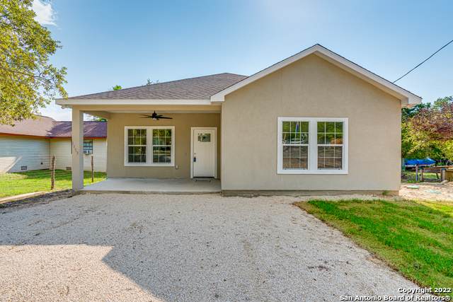 1153 Singing Hills Dr - Photo 1