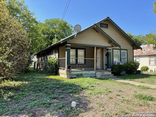 413 Cedar St - Photo 1
