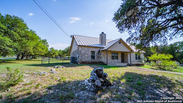 5470 Fallen Oak Dr - Photo 1