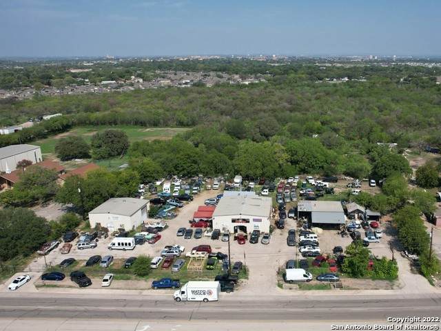 5137 Old Pearsall Rd - Photo 1