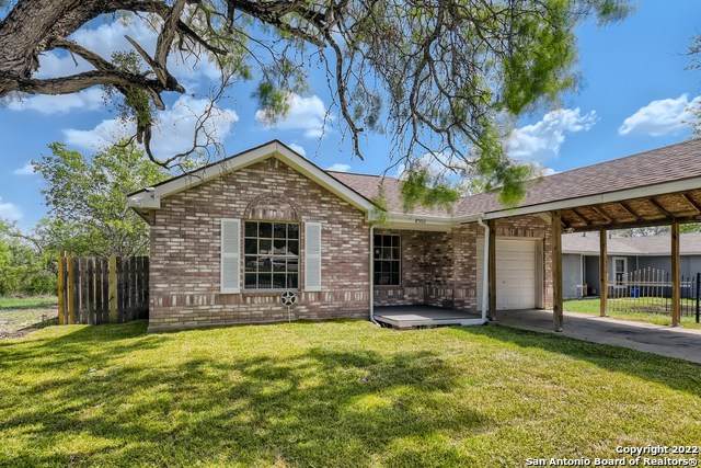 8902 Portside Dr - Photo 1