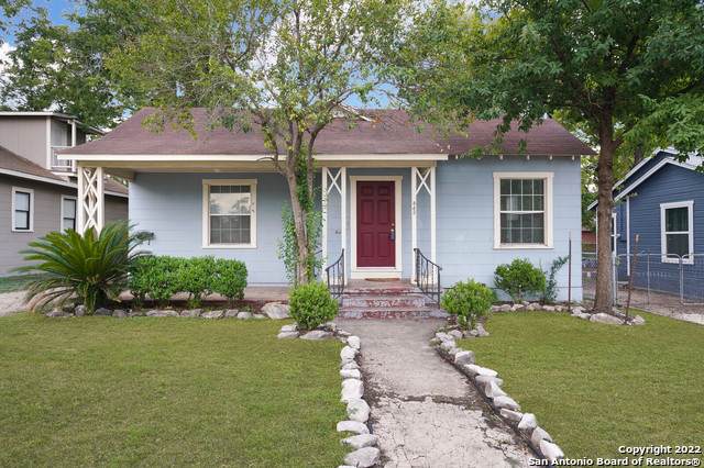 842 Hammond Ave - Photo 1