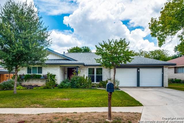 3702 Pinebluff Dr - Photo 1