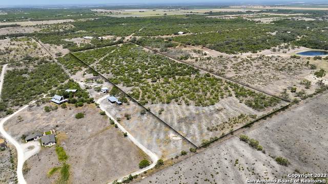 380 Private Road 4619 - Photo 1