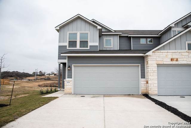 231/233 Joseph Circle - Photo 1
