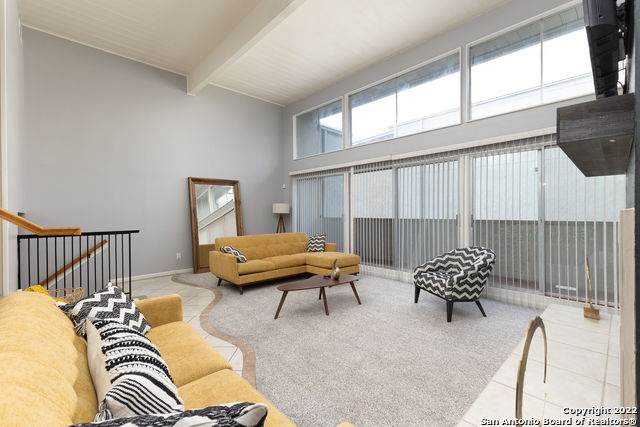 3102 Eisenhauer Rd - Photo 1
