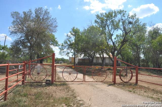 294 County Road 6714 - Photo 1