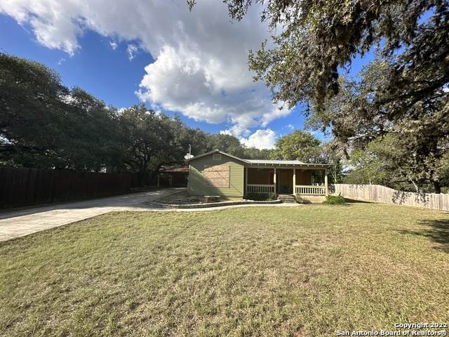 126 Bess St - Photo 1