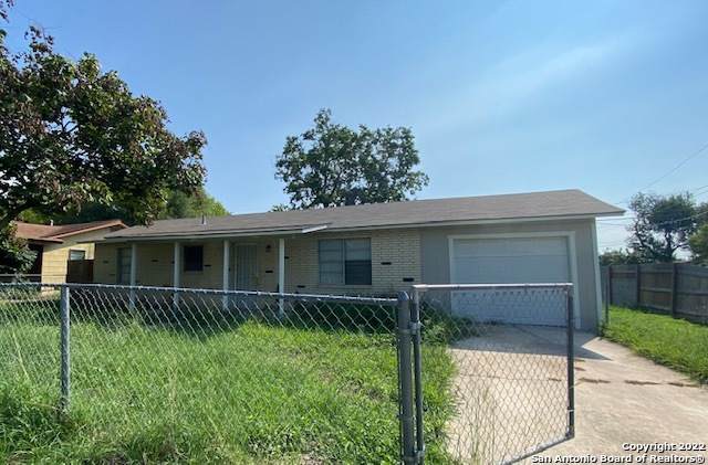 2205 Louise St - Photo 1