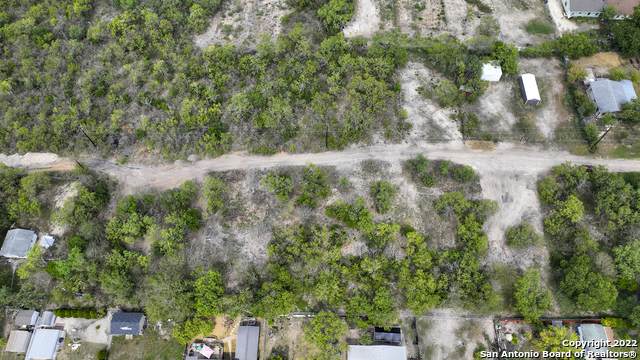 523 Baltzell Ave - Photo 1