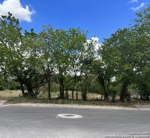 2639 Hicks Ave - Photo 1