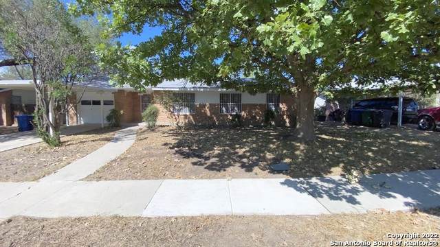 2615 Stratford Ct - Photo 1