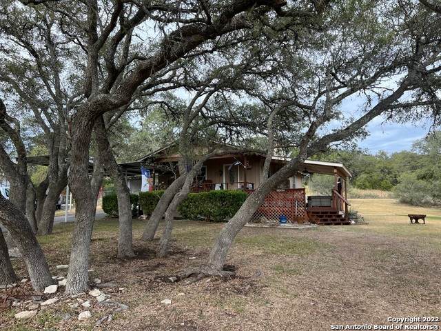 3450 Tanglewood Trl - Photo 1