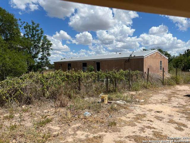 3043 Owenwood Dr - Photo 1