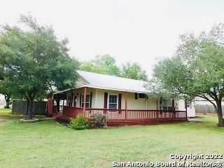 1103 Brown Ave - Photo 1
