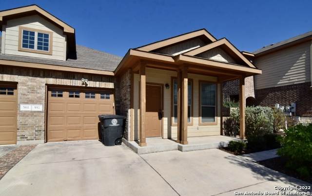 557 Creekside Cir - Photo 1