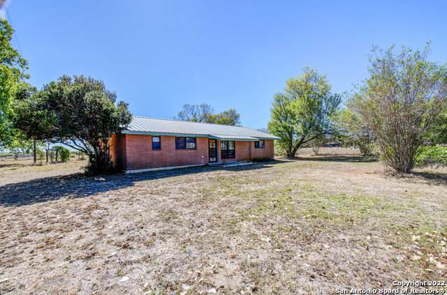 1035 Pine Meadow Rd - Photo 1