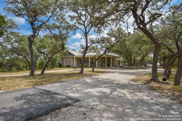 100 Bear Creek Dr - Photo 1