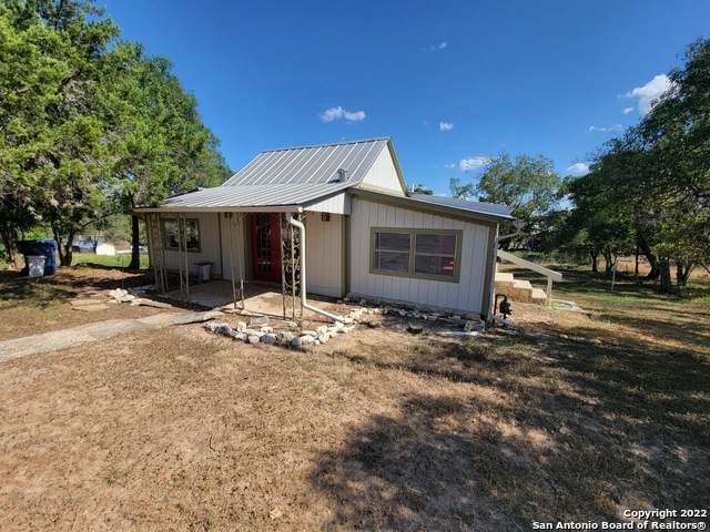 1410 Cedar - Photo 1