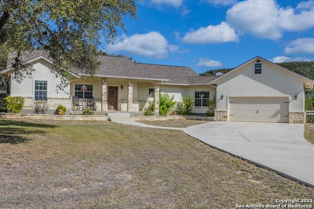 919 Private Road 1712 - Photo 1