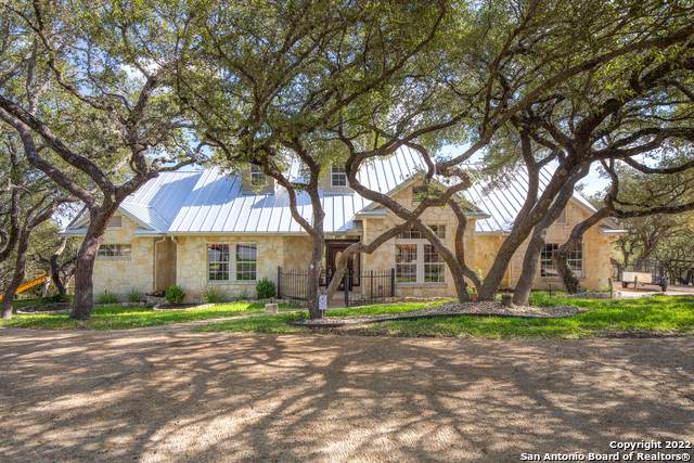 8506 Fairway Bend Dr - Photo 1