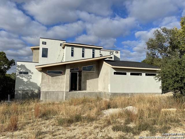 216 Sendera Way - Photo 1