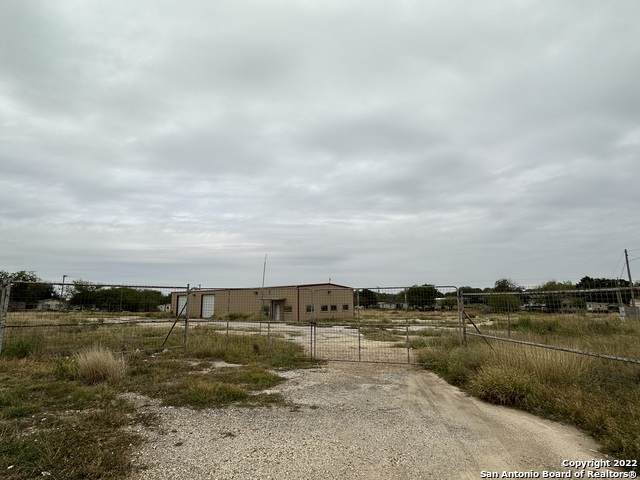 168 St Louis Ave - Photo 1
