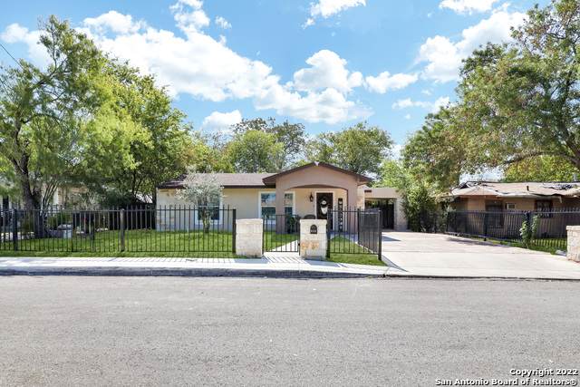 646 Ellor Dr - Photo 1