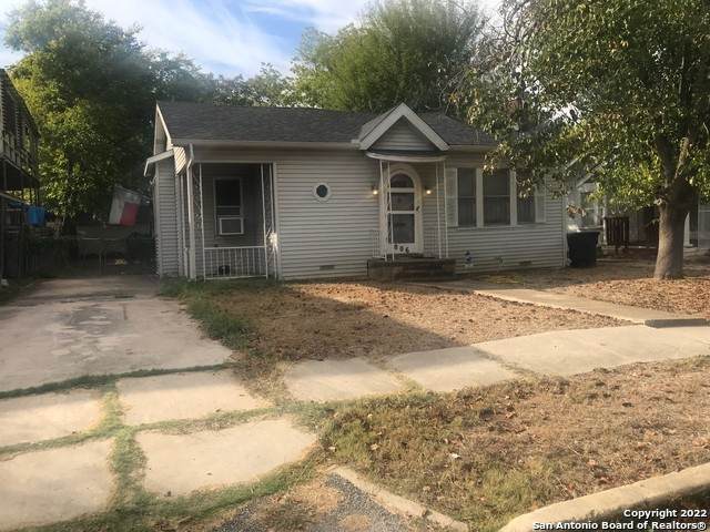 806 Lynwood Ave - Photo 1