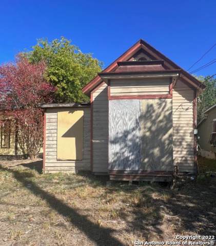 1122 Pine St - Photo 1