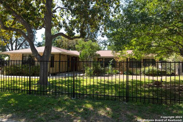 1055 Booneville Avenue - Photo 1