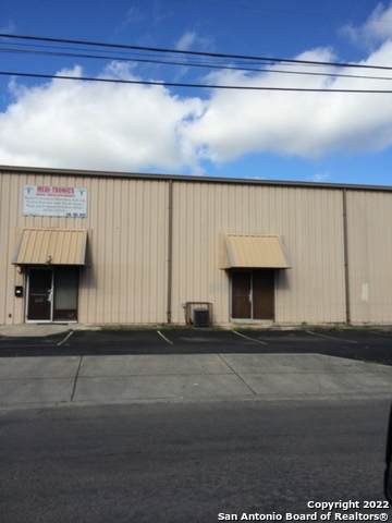 1723 Capitol Ave - Photo 1