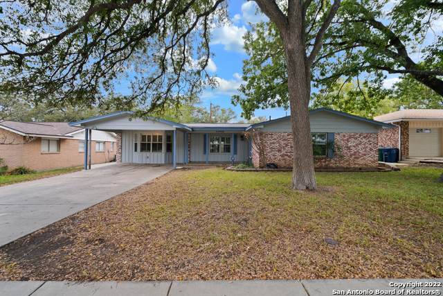 10903 Wedgewood Dr - Photo 1