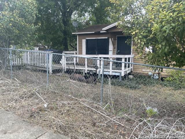 1517 Kayton Ave - Photo 1