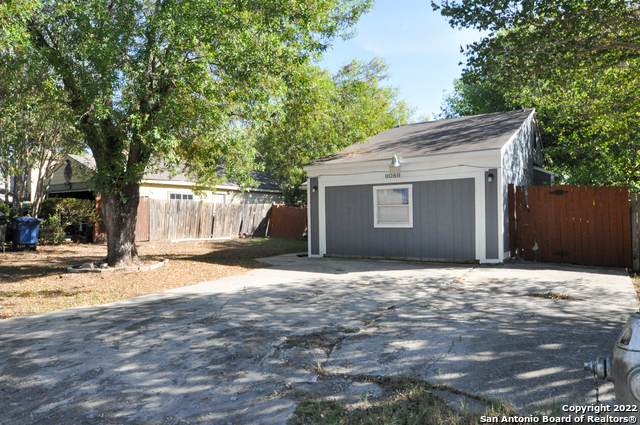 6086 Glacier Sun Dr - Photo 1