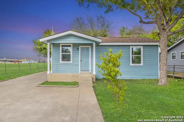 1427 Aaron Street - Photo 1