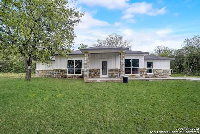 524 Seideman St - Photo 1