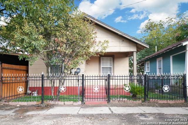 806 N Brazos St - Photo 1