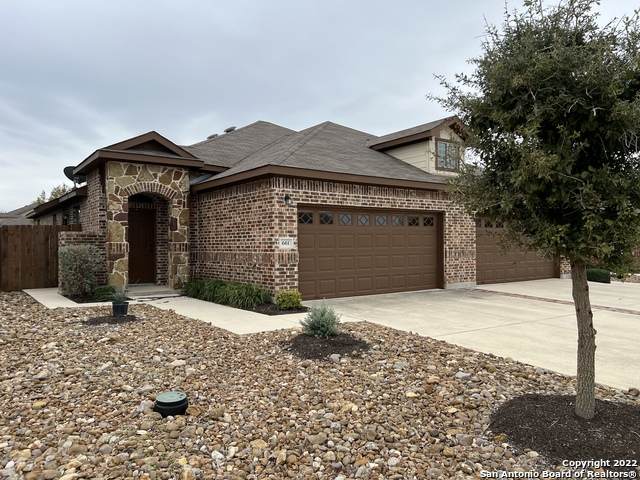 661 Creekside Circle - Photo 1