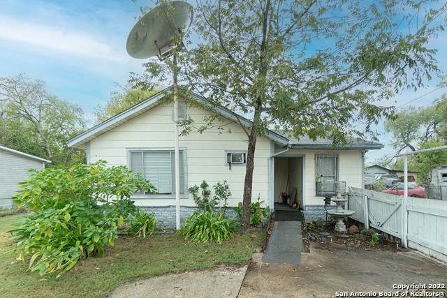 7907 Clegg Dr - Photo 1