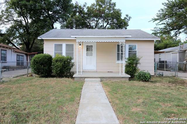 1135 Gladstone - Photo 1