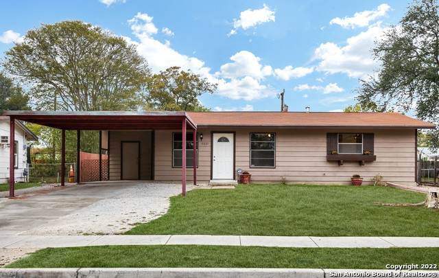 5031 Village Crest - Photo 1