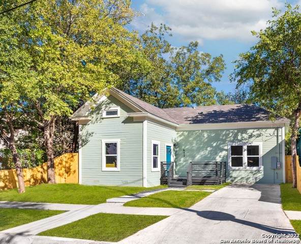 613 Delaware St - Photo 1
