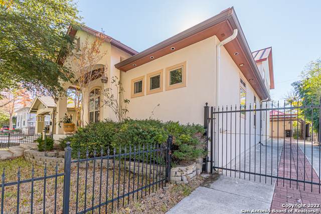 410 Queen Anne Ct - Photo 1