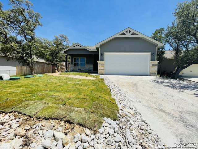 1121 Overbrook Ln - Photo 1