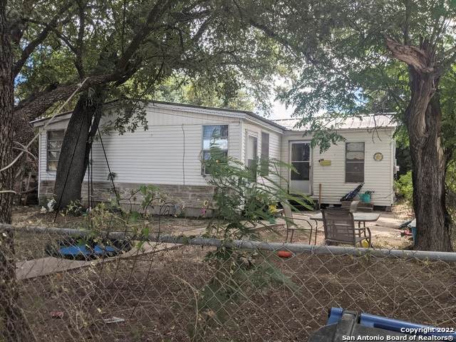 306 Maupin St - Photo 1