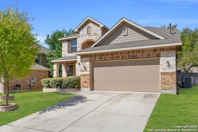 715 Gallorette Bluff - Photo 1