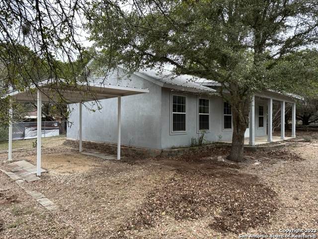 962 Comanche Path - Photo 1