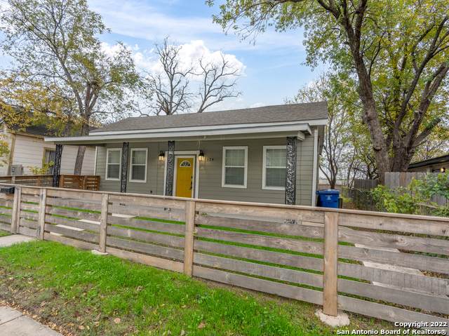 324 Sharer St - Photo 1