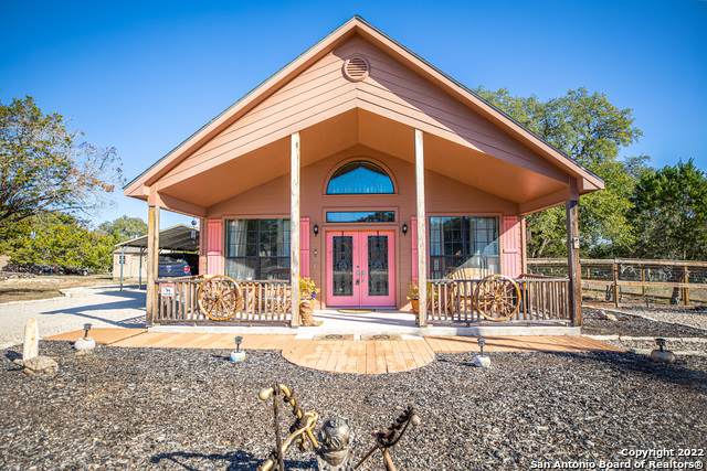 595 Private Road 1515 - Photo 1